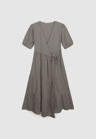 Vestito incrociato lungo con balze misto lino