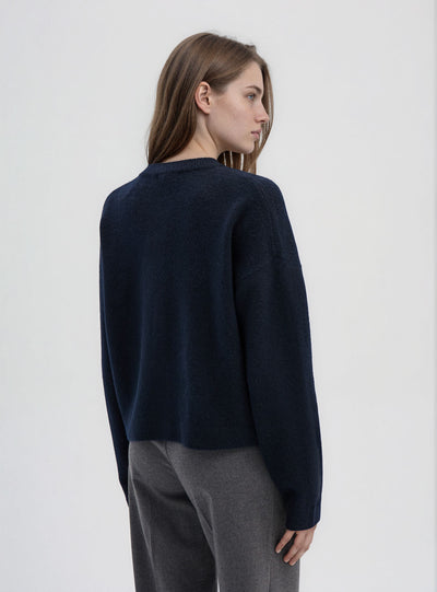 Cardigan ampio con bottoni