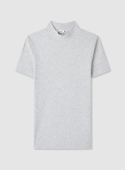 T-shirt a coste con collo lupetto