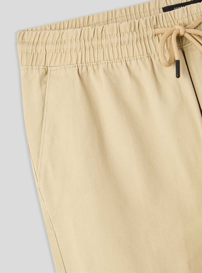 Jogger trousers with drawstring and cuffs