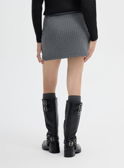 Skort mini gessato con spacco