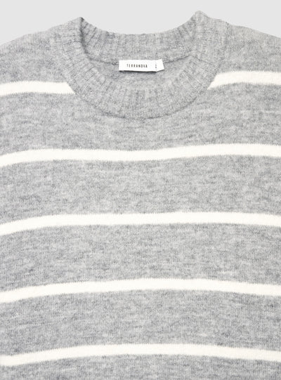 Maglia morbida a righe girocollo