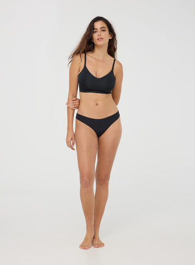 Reggiseno taglio vivo multifunzionale con coppe