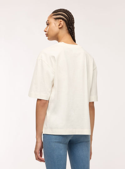 T-shirt over a tinta unita