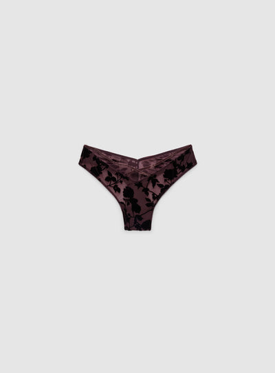 Slip brasiliana in pizzo con incrocio