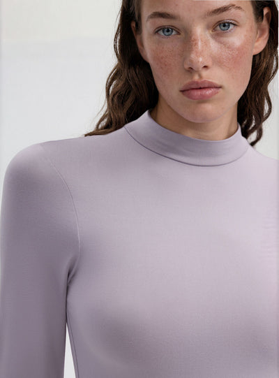 T-shirt crop a lupetto tinta unita