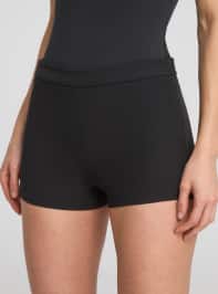 Short pants Woman Terranova