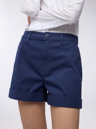 Short pants Woman Terranova