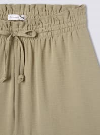 Short pants Woman Terranova