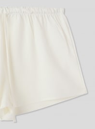 Short pants Woman Terranova