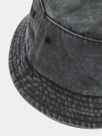 Small-Hat Man Terranova