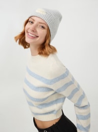 Small-Hat Woman Terranova