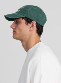 Small-Hat Man Terranova