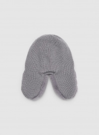 Small-Hat Woman Terranova