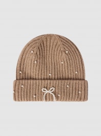 Small-Hat Woman Terranova