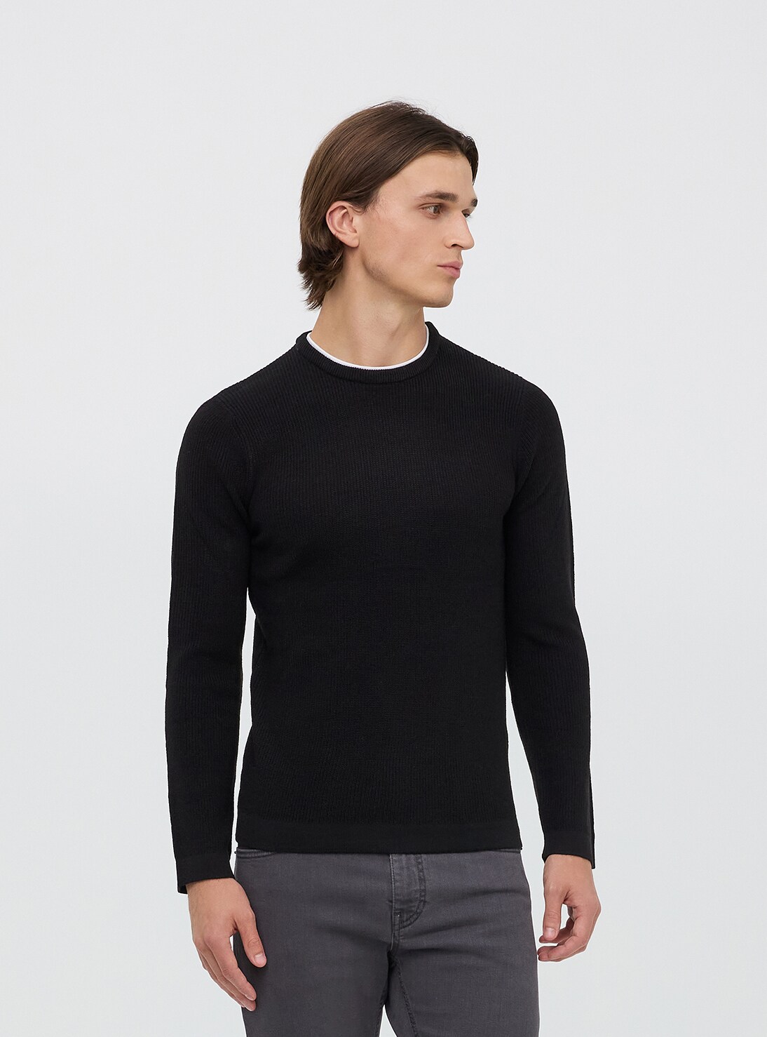 Maglia con scollo a V Nero Acquista Online Terranova