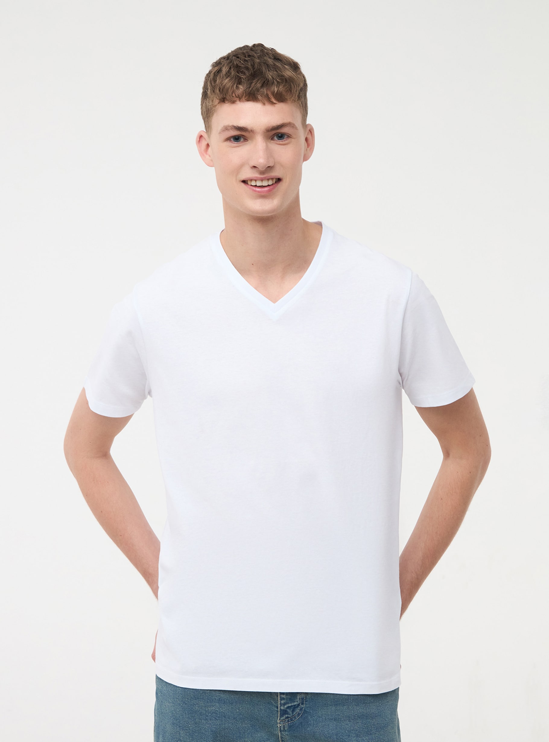 T shirt scollo a V Bianco ottico Acquista Online Terranova