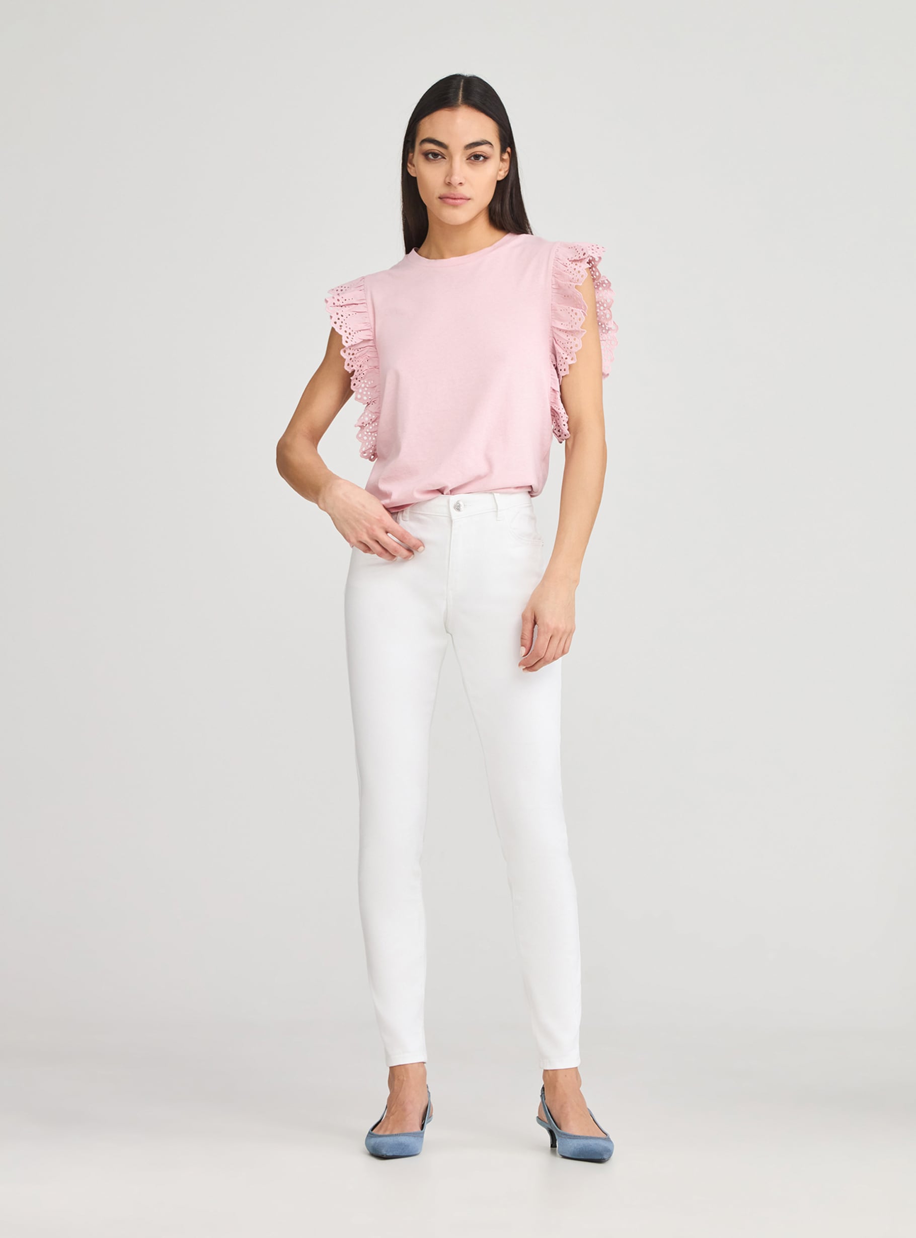 Pink T-shirt with Sangallo lace ruffle - Buy Online | Terranova