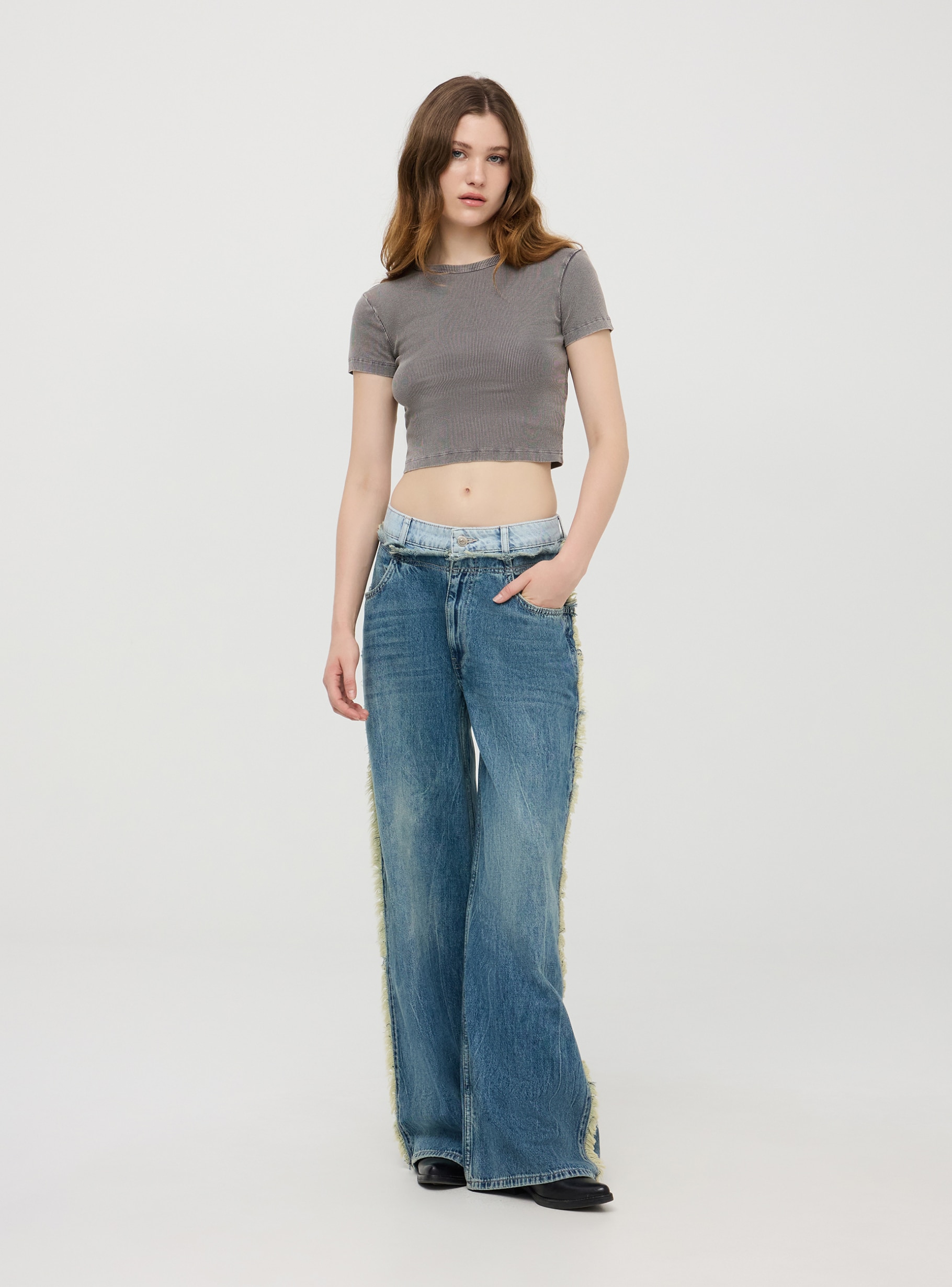 Grey Ribbed cropped T-shirt dyed in the garment - Buy Online