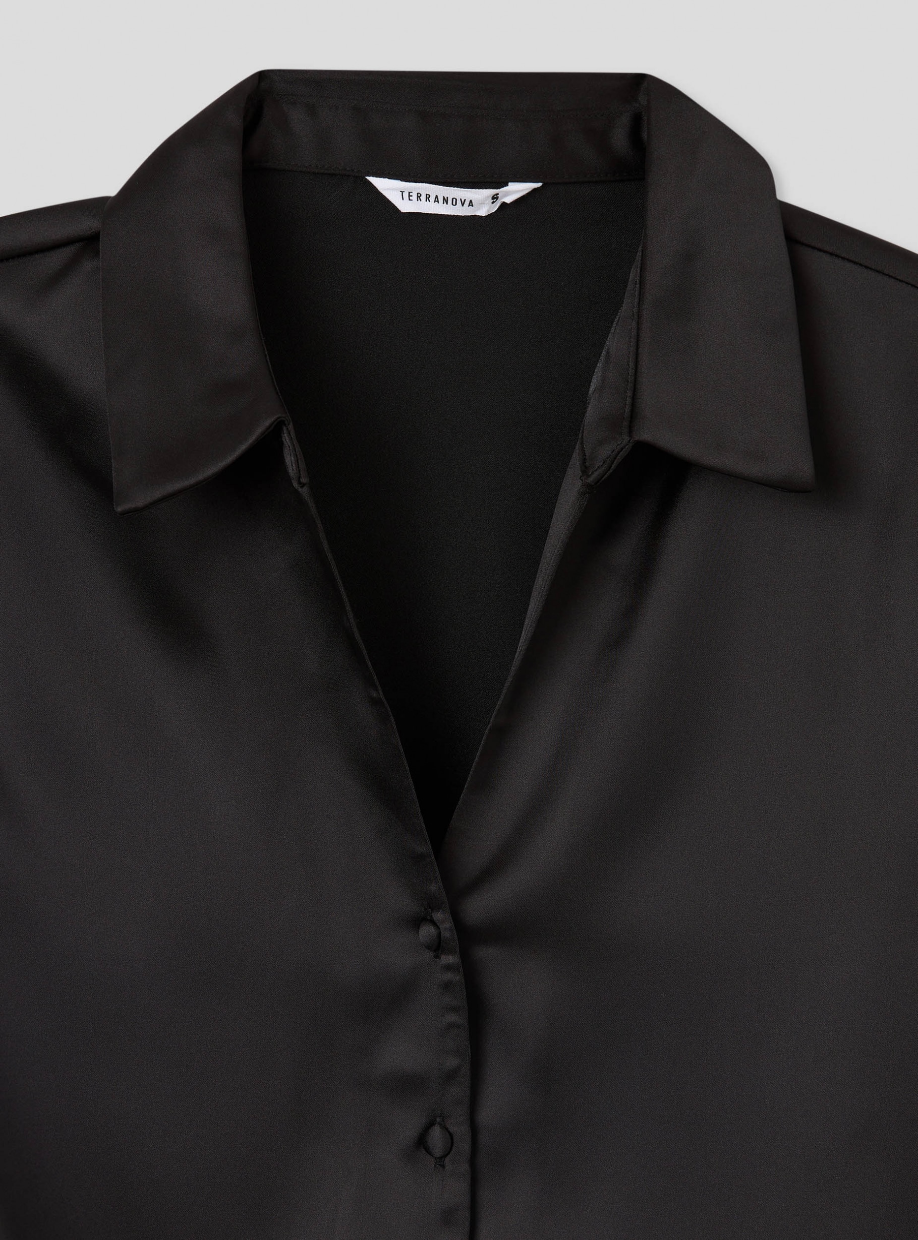 Black Cropped shirt in shiny satin - Buy Online | Terranova