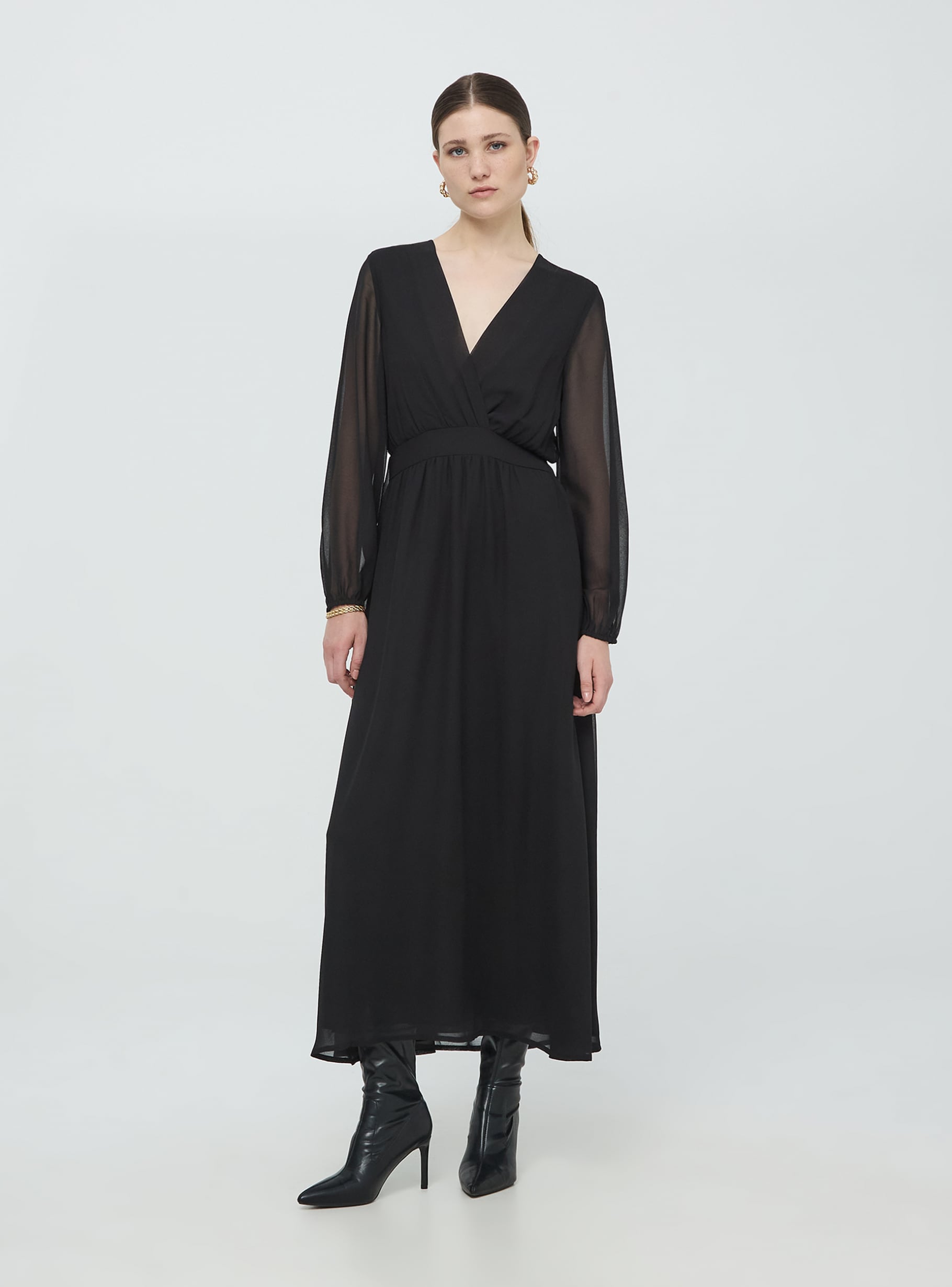 Vestito lungo con scollo v incrociato Nero Acquista Online Terranova