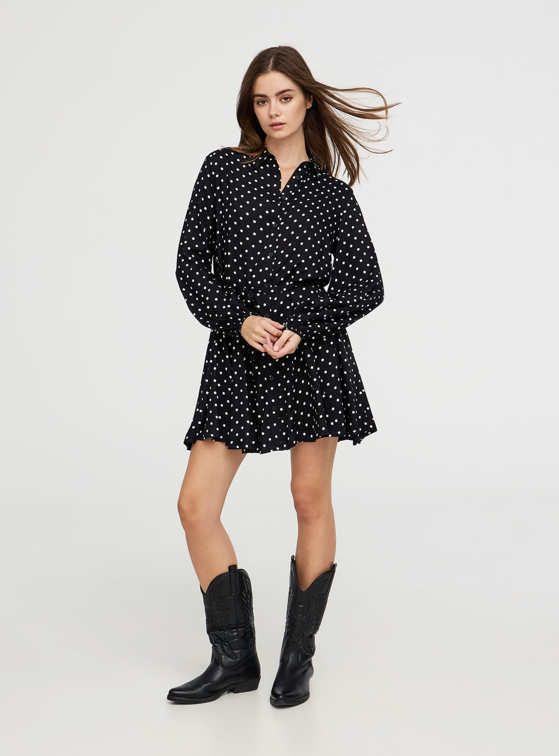 Dotシャツドレス　ブラック Var black Shirt dress with large polka dots - Buy Online
