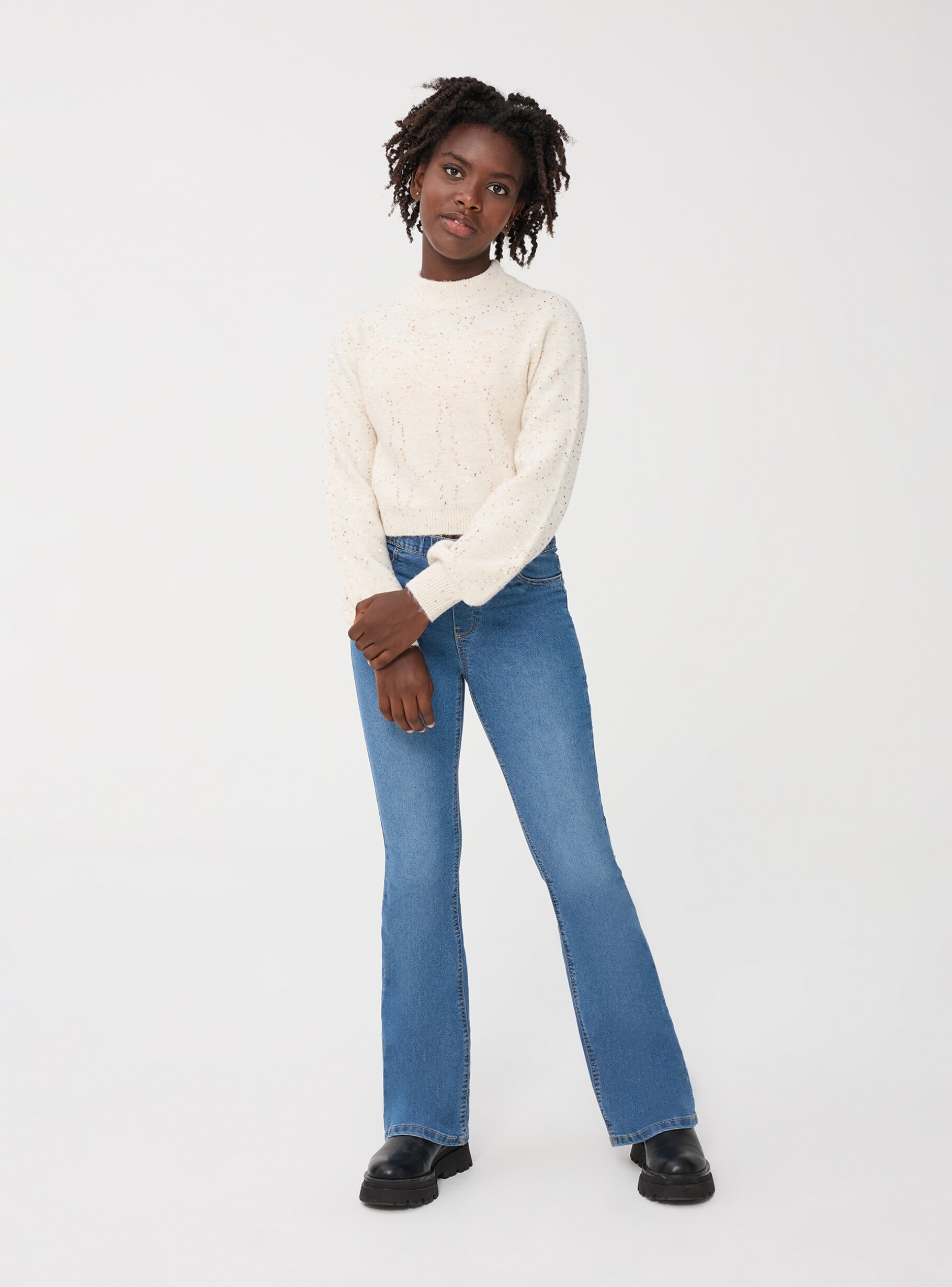 White jumper cropped on sale
