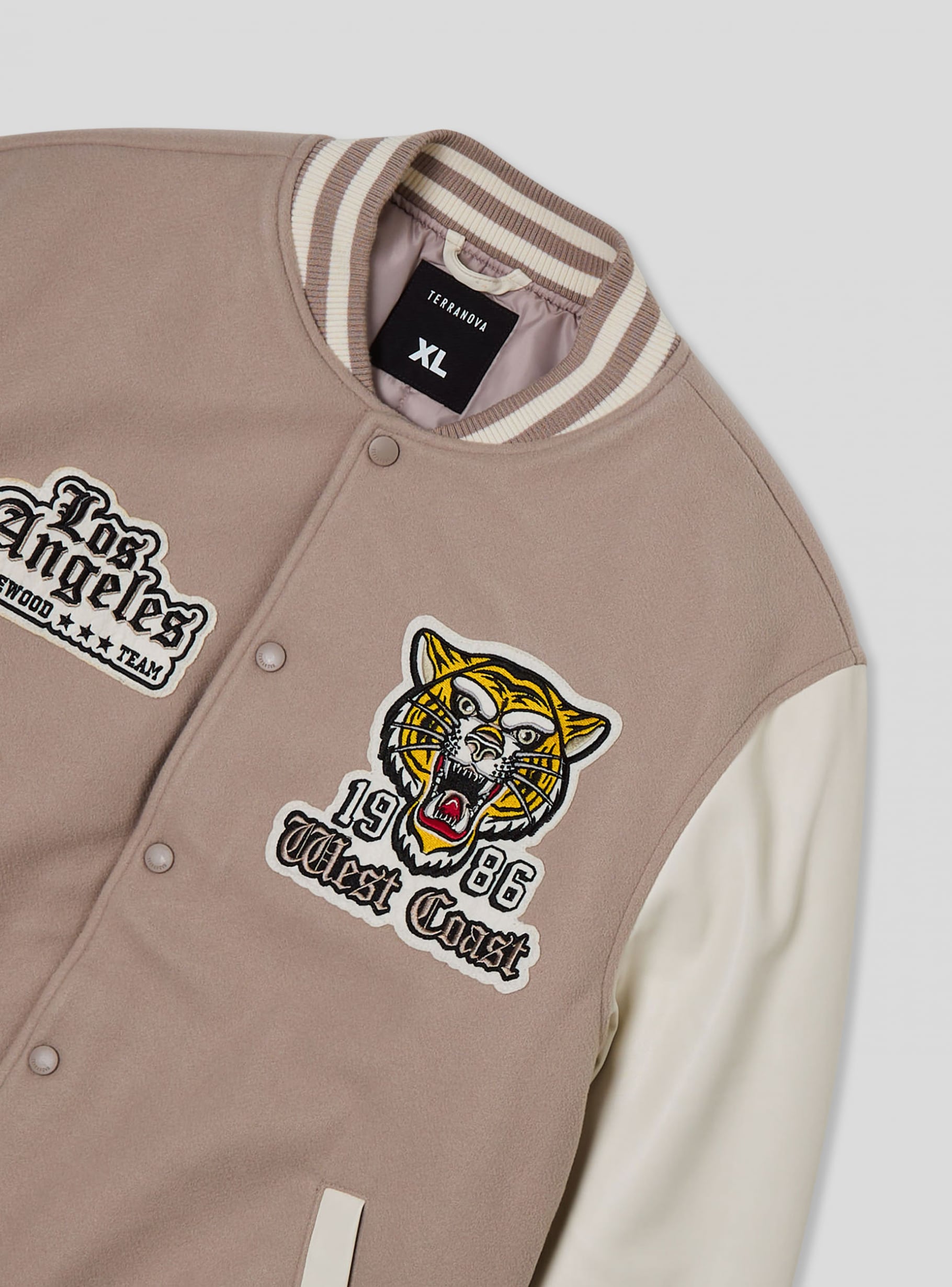 ジャケット Sienne Patch Varsity Jacket (Beige) Patch Varsity Jacket (Beige) - 시엔느