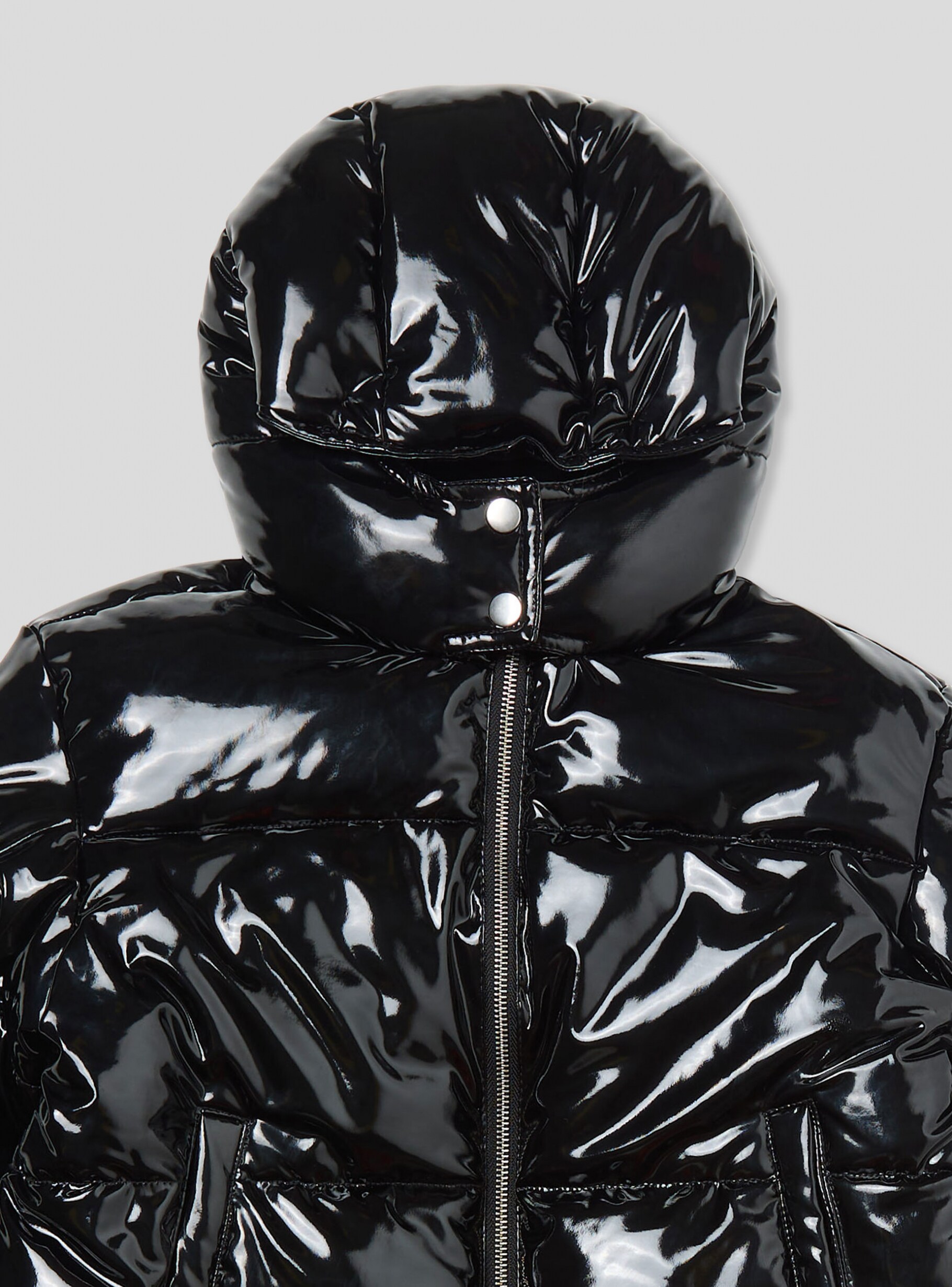 Black Padded cropped jacket in vinyl effect fabric Buy Online Terranova