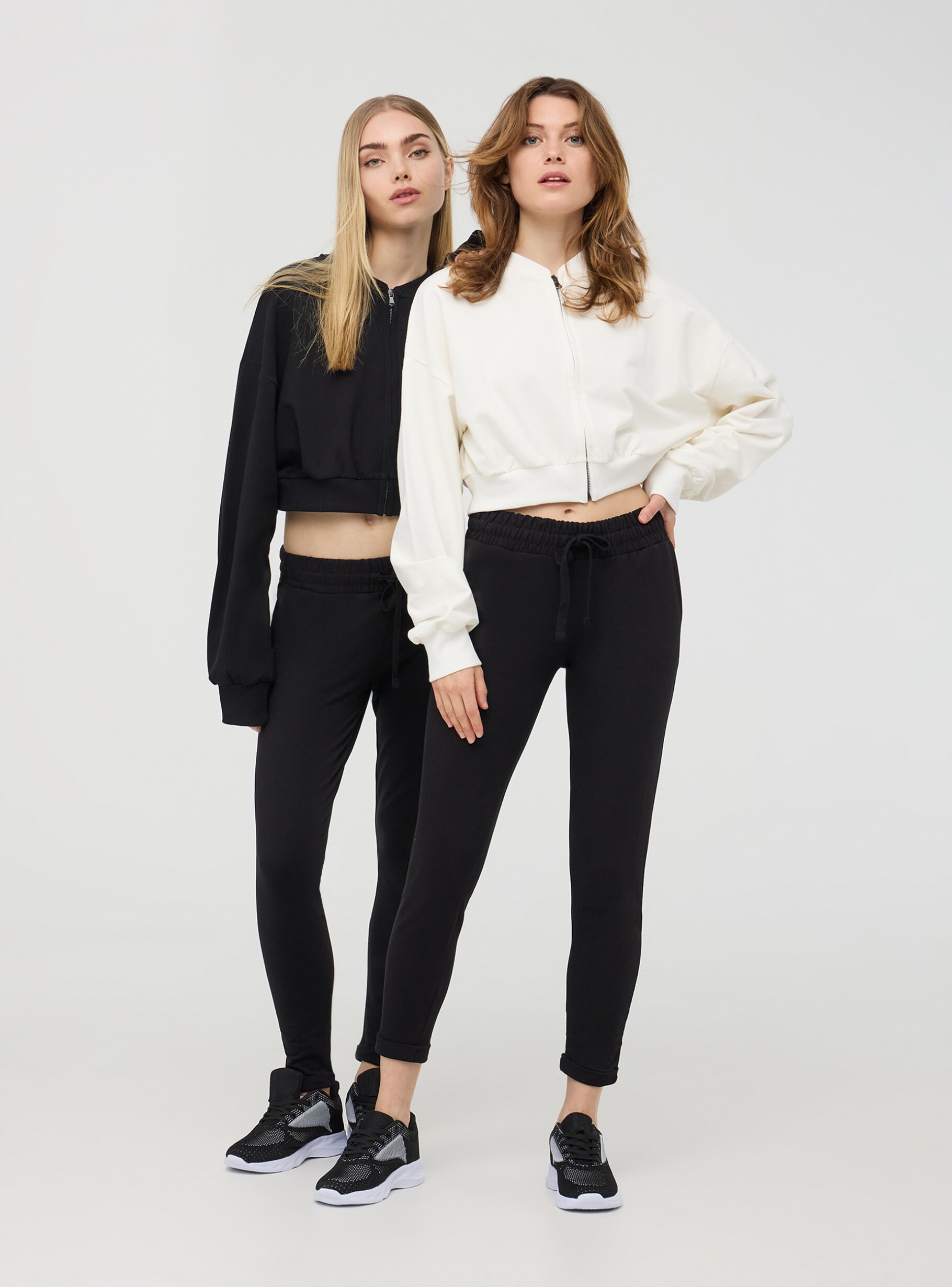 Black tracksuit bottoms women online