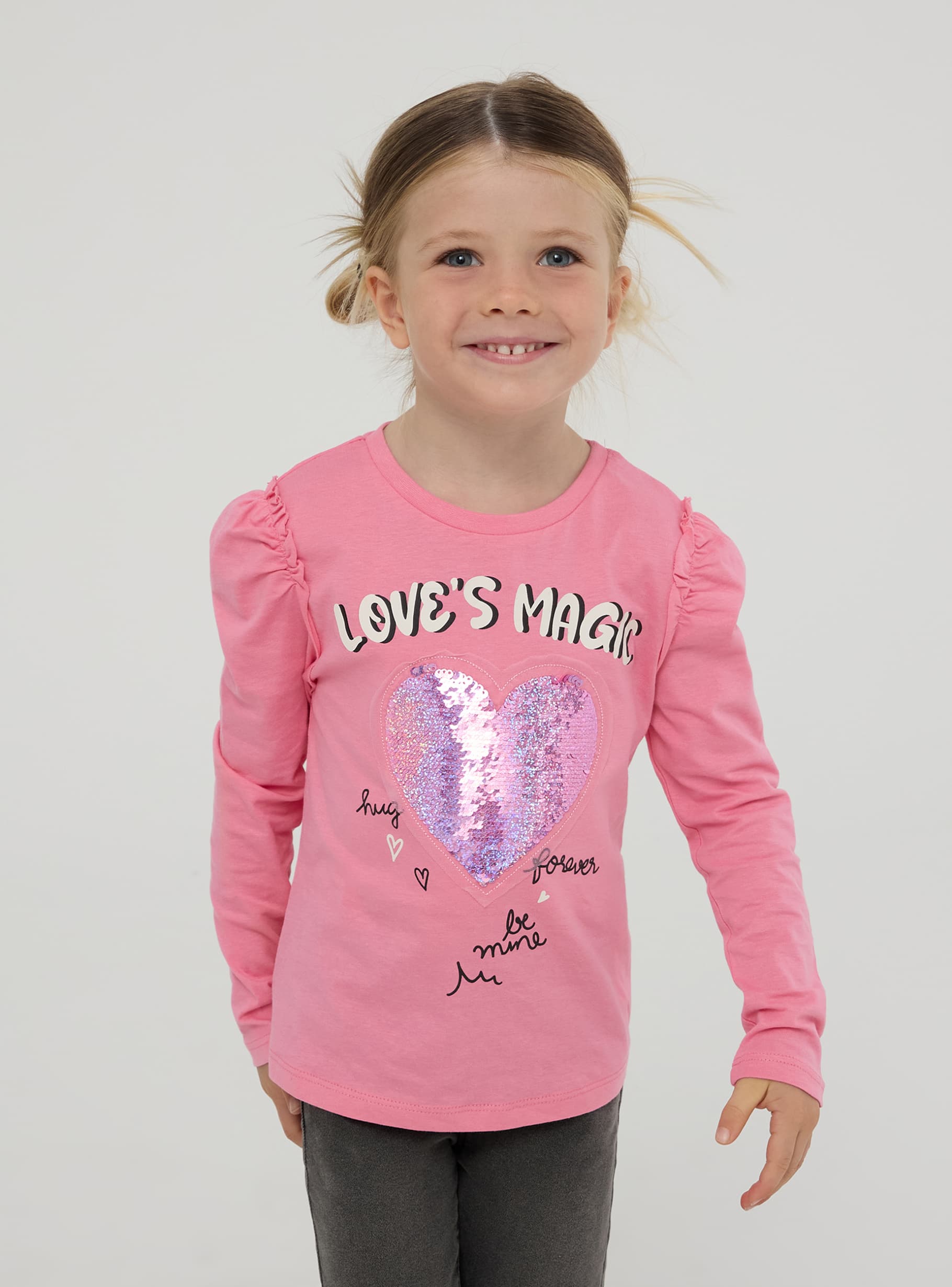 T shirt con cuore in paillettes reversibili Rosa bubble Acquista Online Terranova
