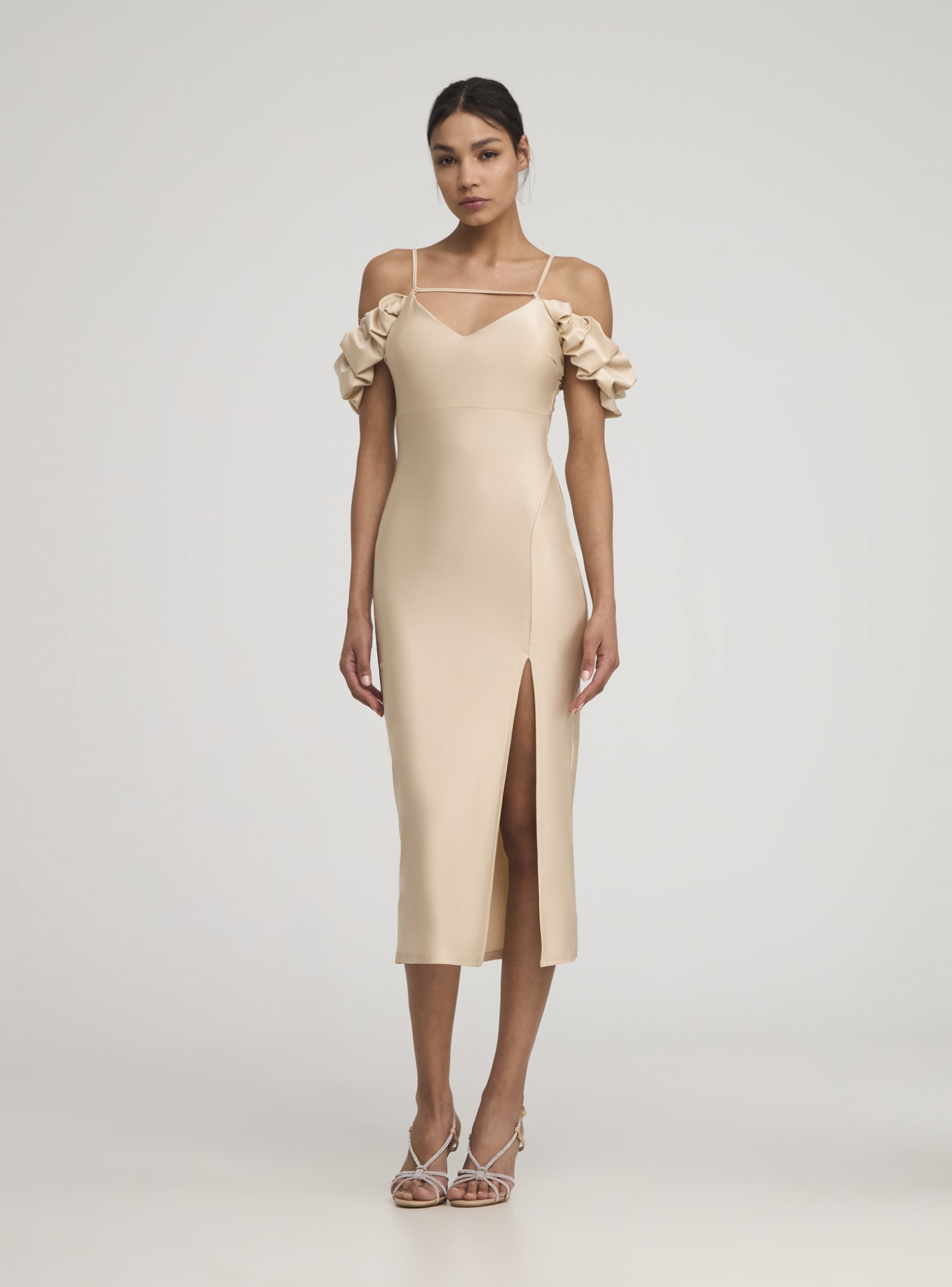 正規品　andmary Lady like long dress beige Beige Long satin dress with split - Buy Online | Terranova
