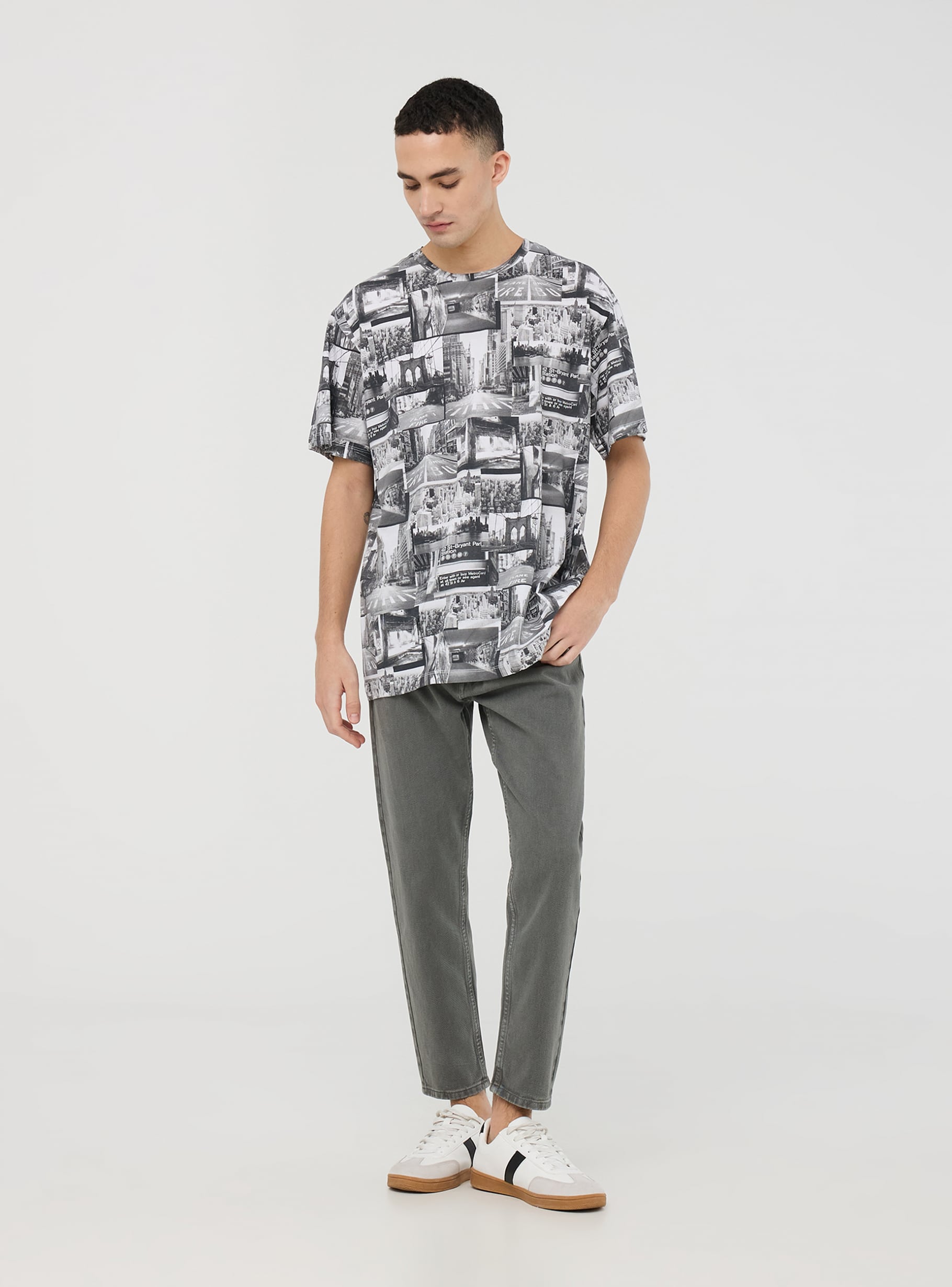Tシャツ・カットソー HUECLOSET Soundgarden Printing Crack Washed T-Shirt SE53 Var optical whiteico Relaxed T-shirt with all-over