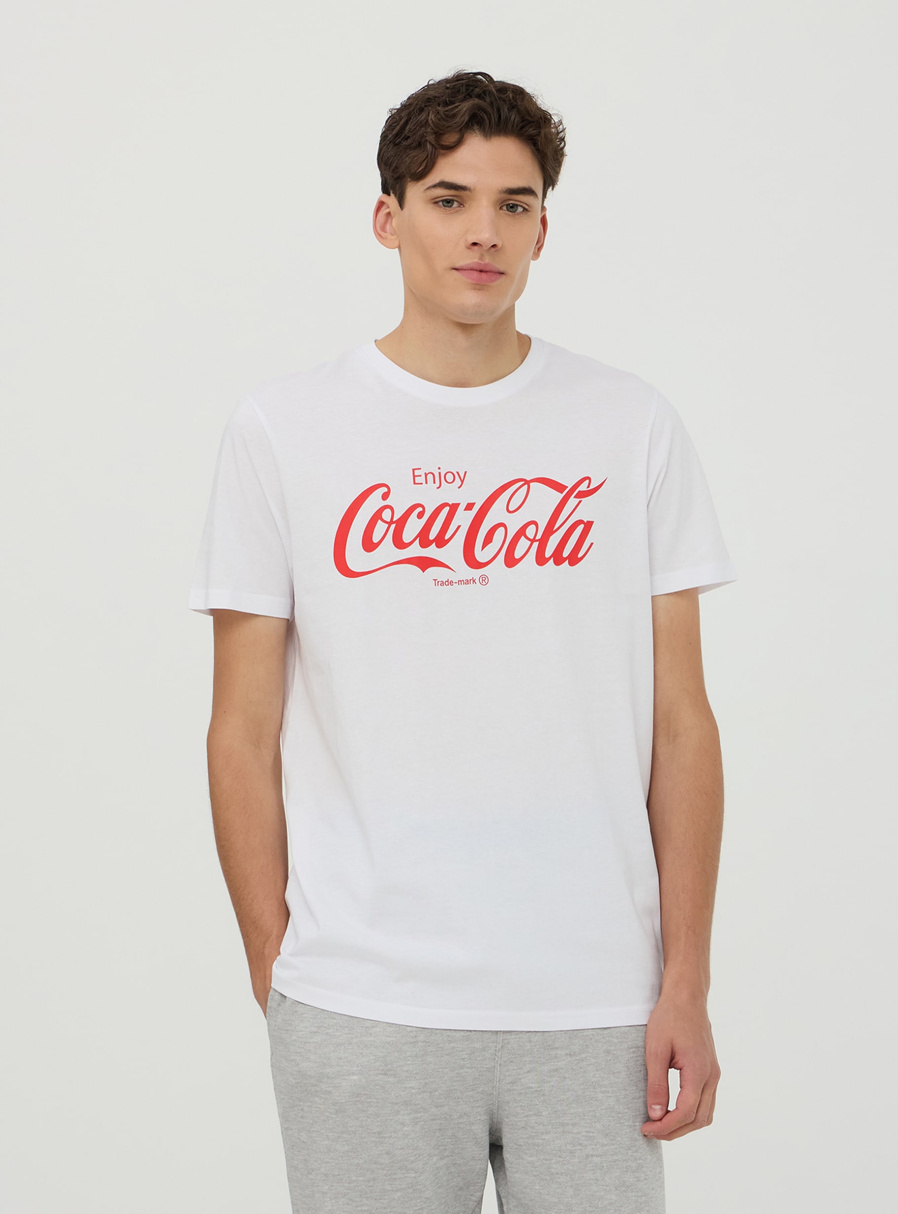 Optical white Coca-Cola® print T-shirt - Buy Online | Terranova
