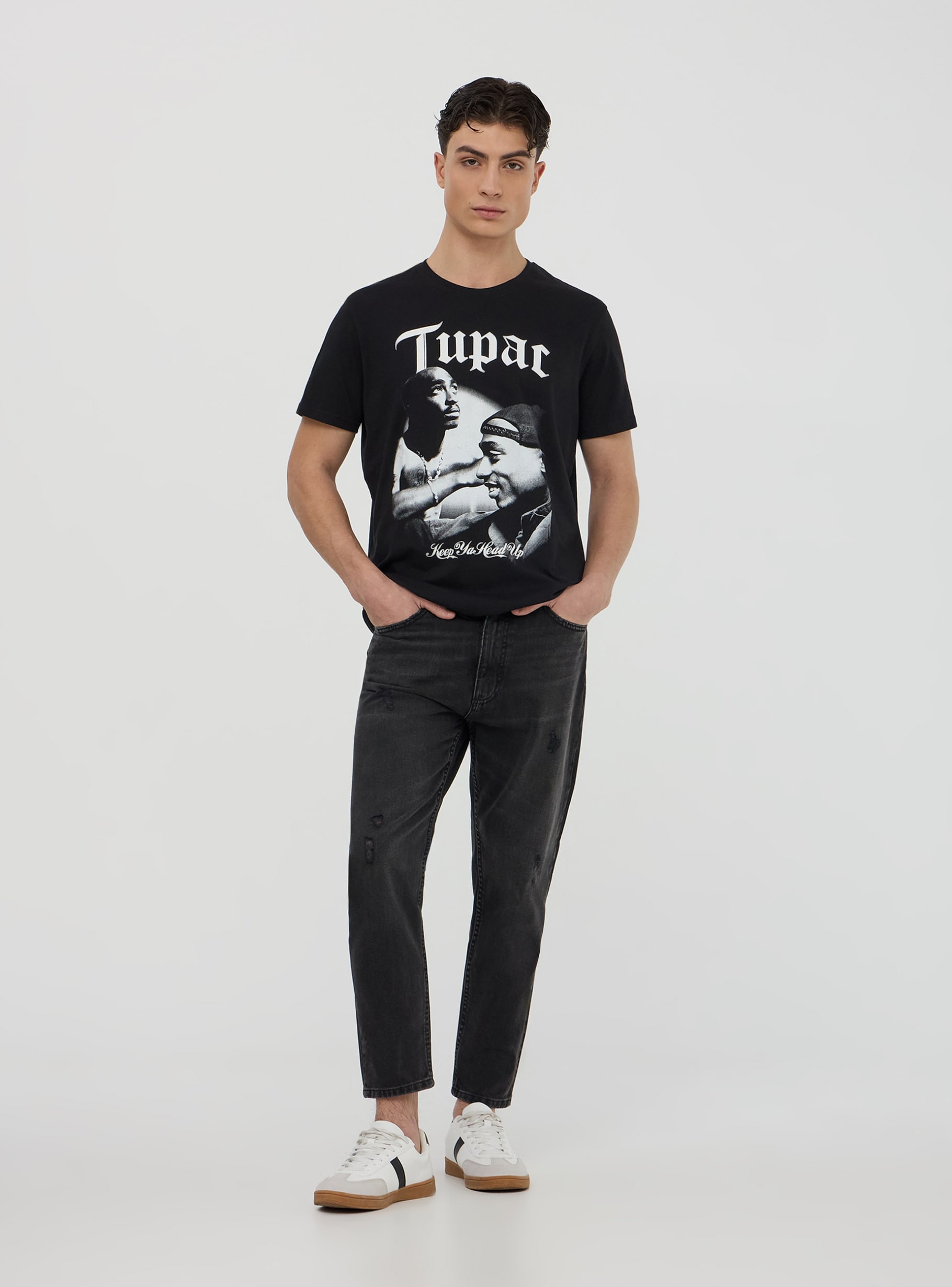 Black T-shirt with Tupac® print - Buy Online | Terranova