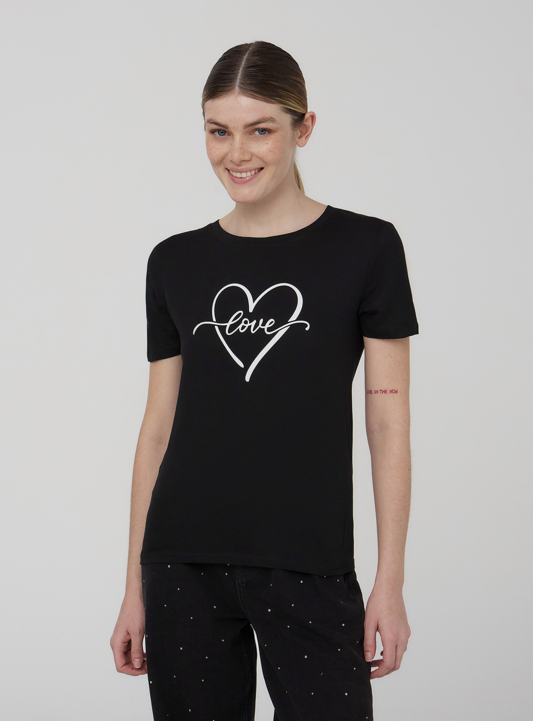 Black Heart print T-shirt with writing - Buy Online | Terranova Black Heart print T-shirt with writing - Buy Online | Terranova