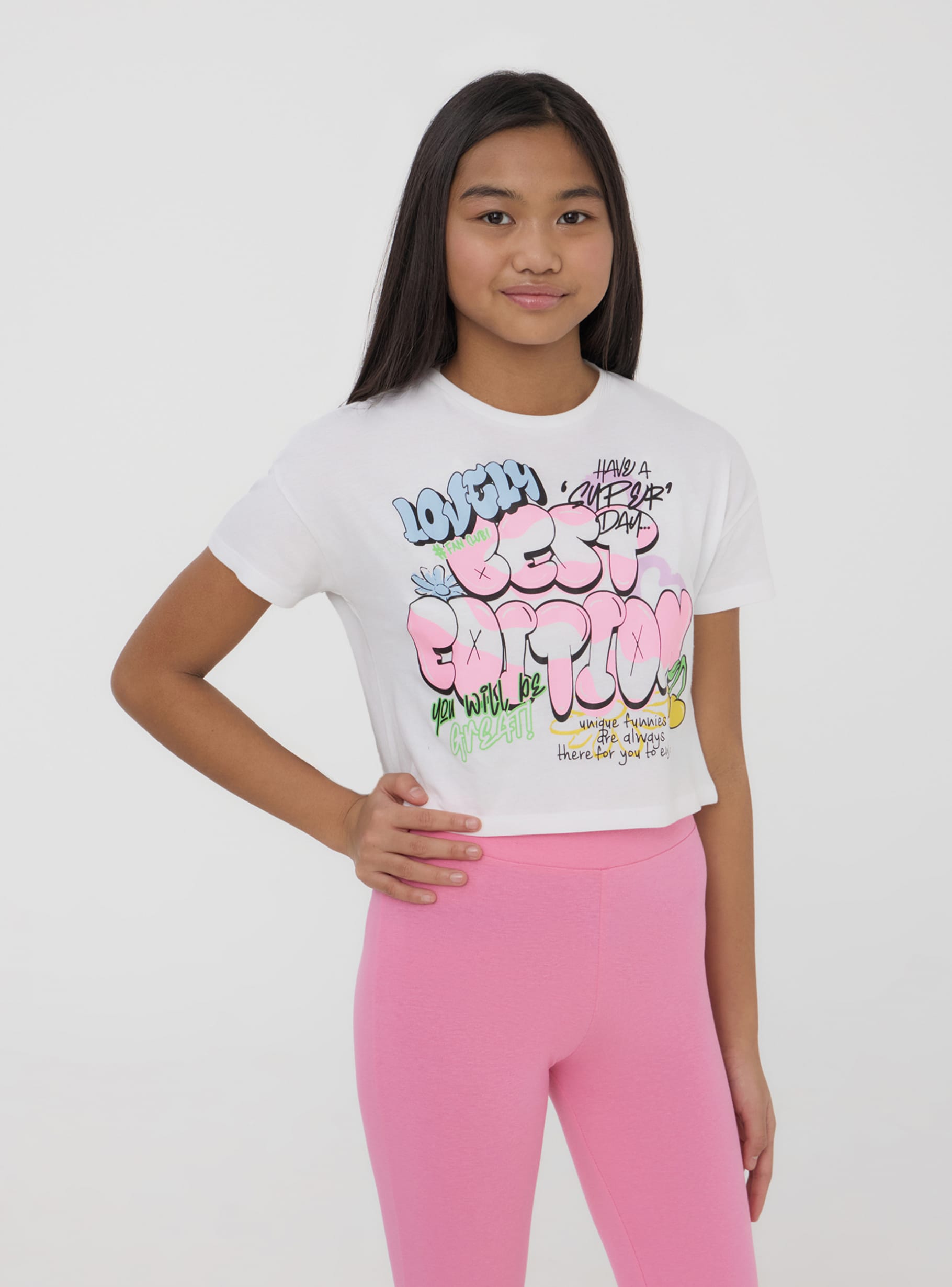 Tシャツ・カットソー CHLOE Women Tunic Tops CH25SMP03630 81O PINK Chloé Cotton Jersey Logo T-Shirt In Pink | Editorialist