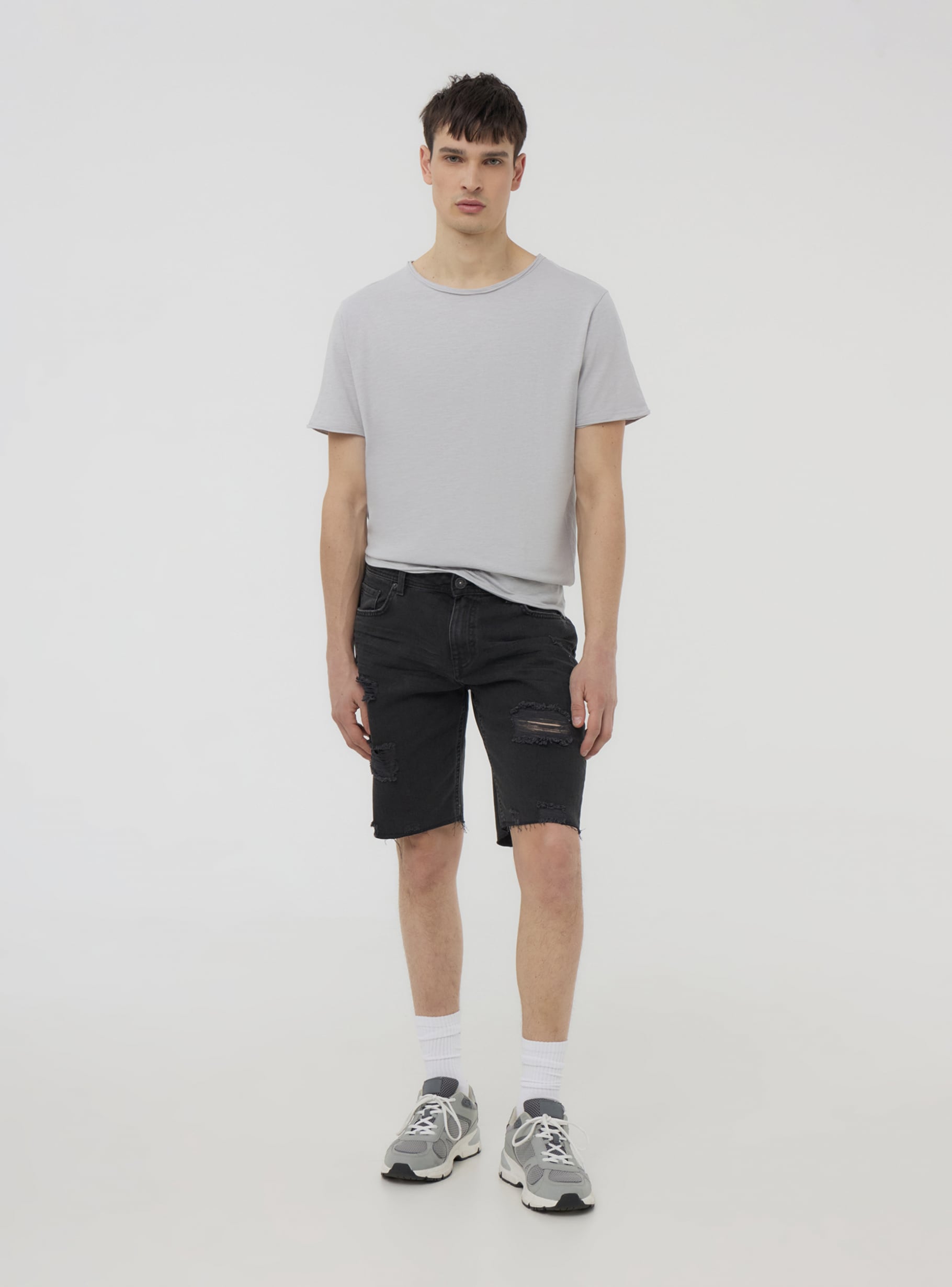 【BAON】Mepoli Black Denim Bermuda Pants denim black Mom fit denim shorts with five pockets - Buy