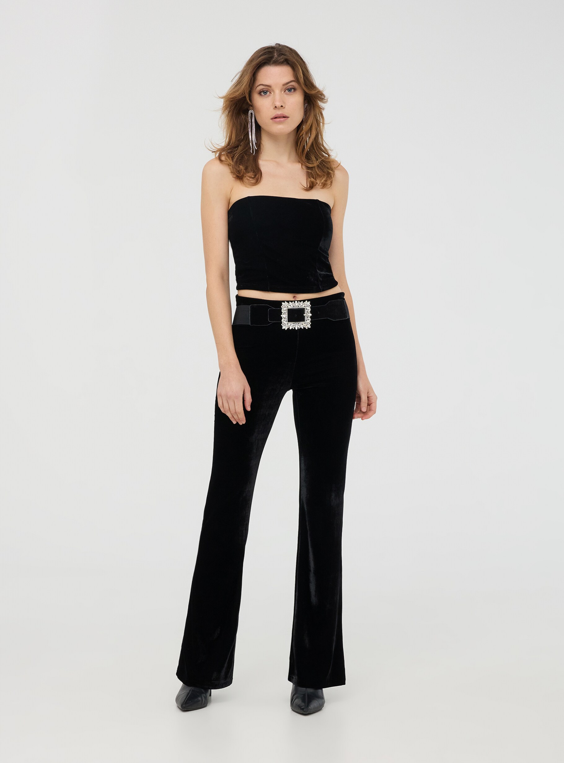 Velvet bandeau top with cups black | Terranova
