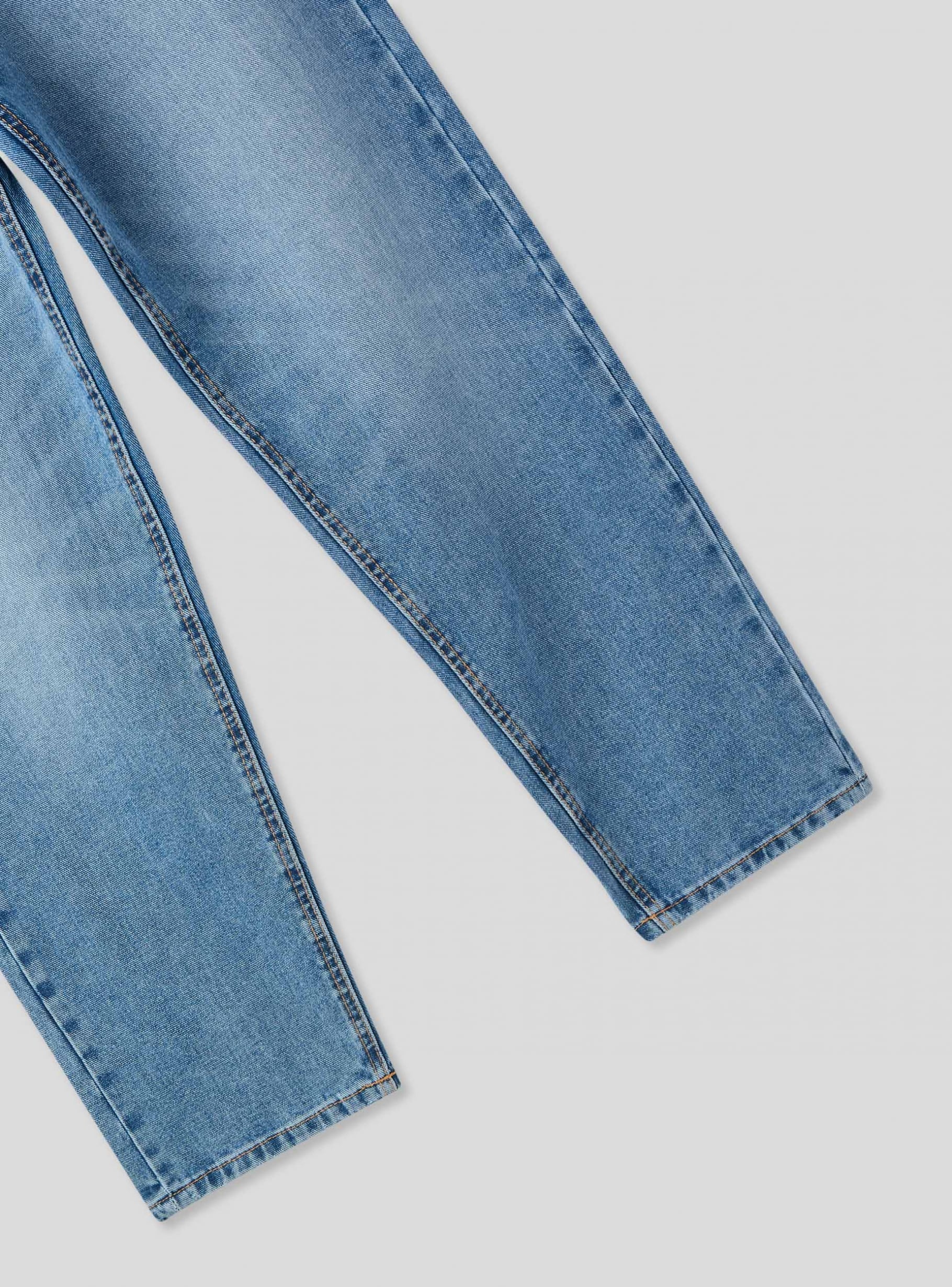 Middle blue denim Baggy jeans with five pockets - Buy Online Middle blue denim Baggy jeans with five pockets - Buy Online