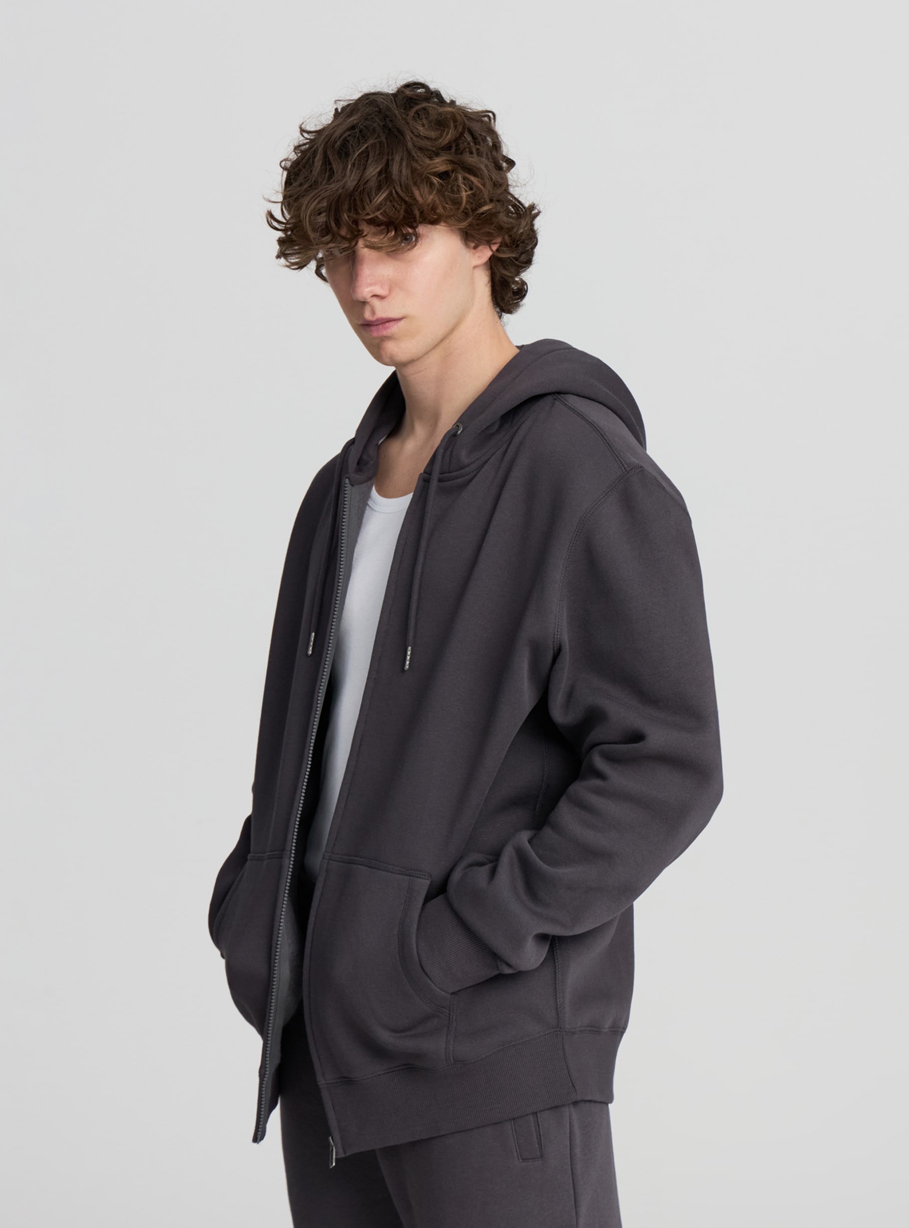 Nickelschwarz Schwerer Hoodie mit Kapuze und Reißverschluss