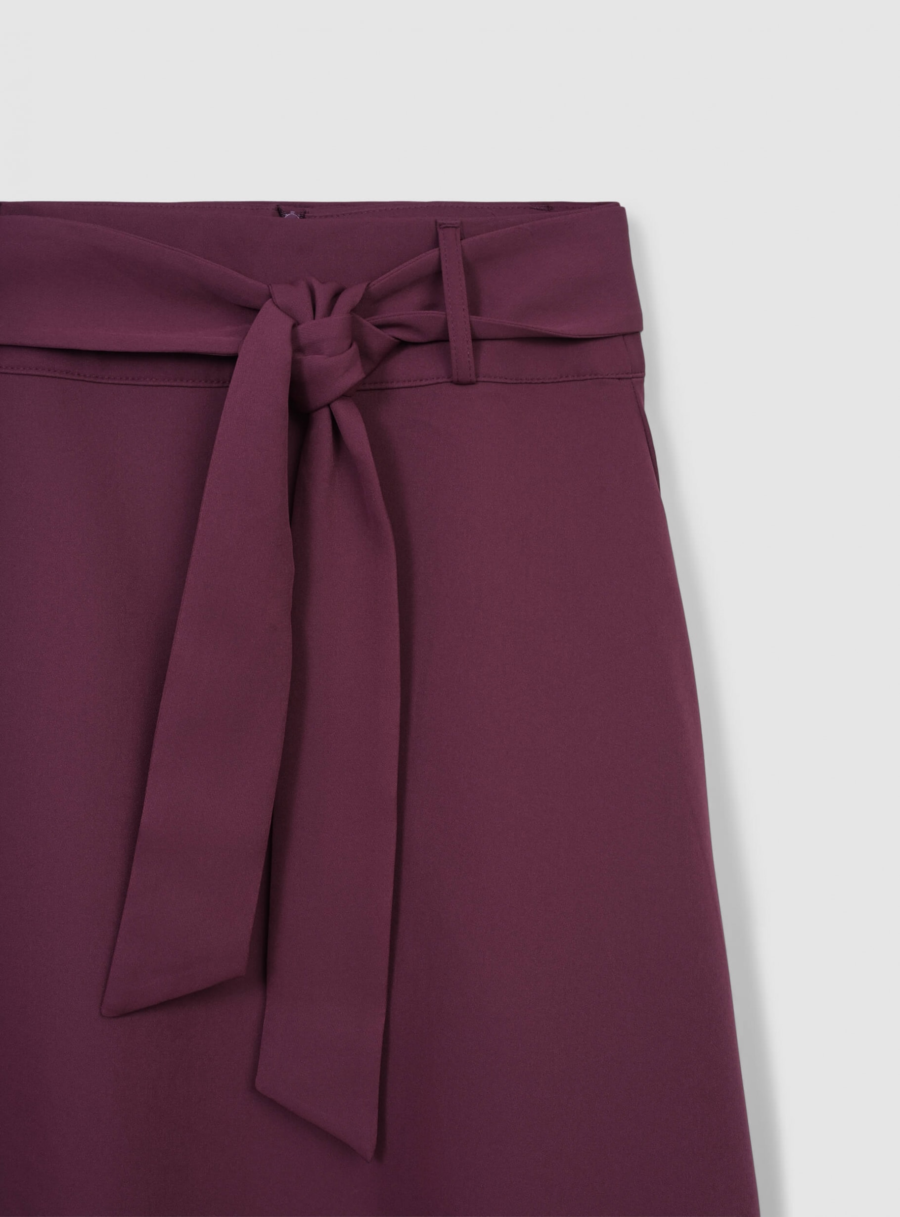 Bordeaux Long skirt with sash belt - Buy Online | Terranova