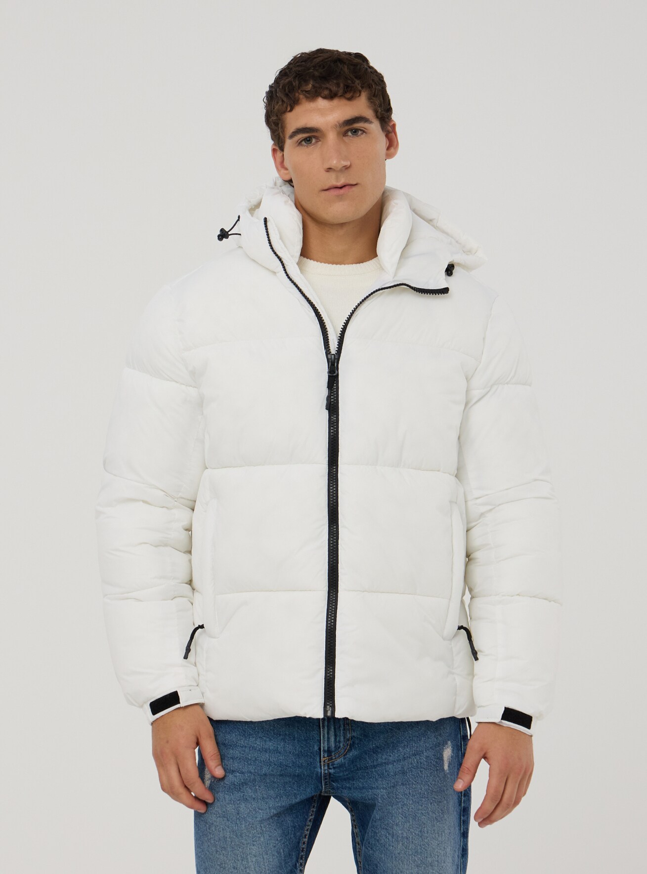 Giubbotto in nylon imbottito con cappuccio bianco ottico Terranova
