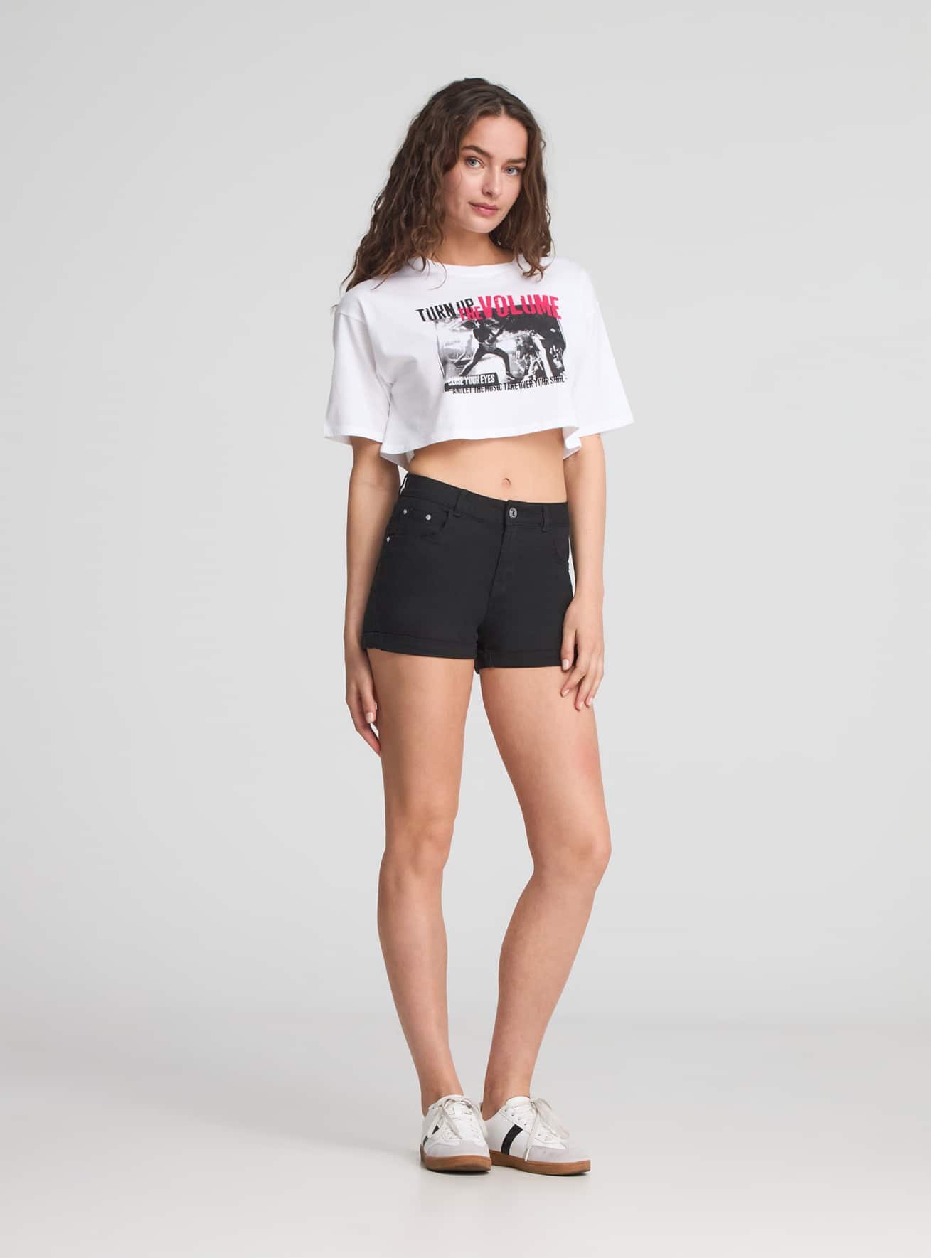 Short pants Woman Terranova