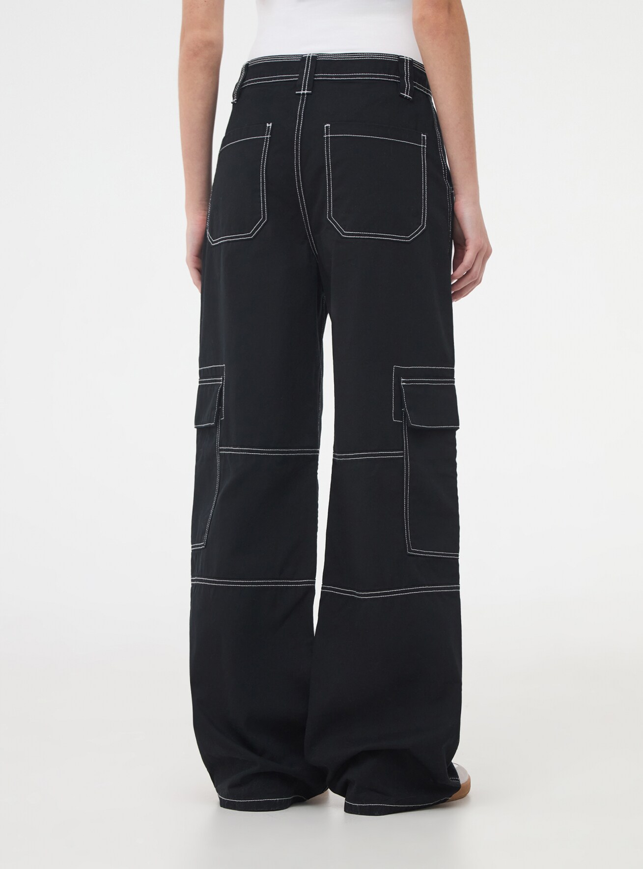 Black Plain cargo trousers Buy Online Terranova