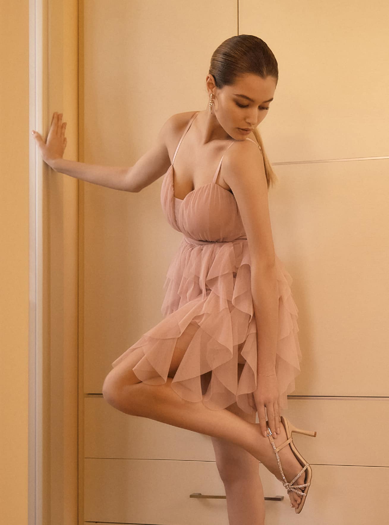 Pink powder Flounce dress with tulle Buy Online Terranova