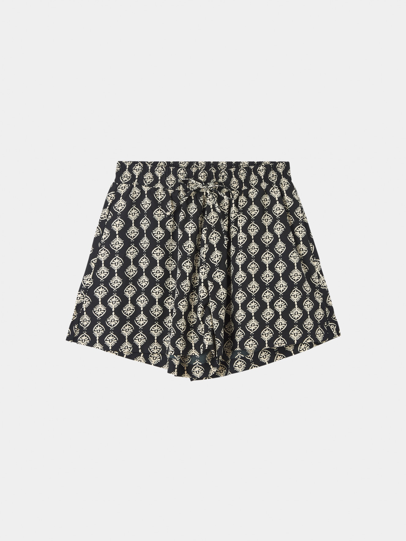 Short pants Woman Terranova