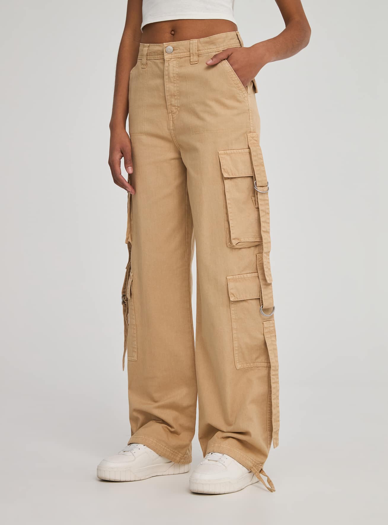 Pantaloni cargo multitasche