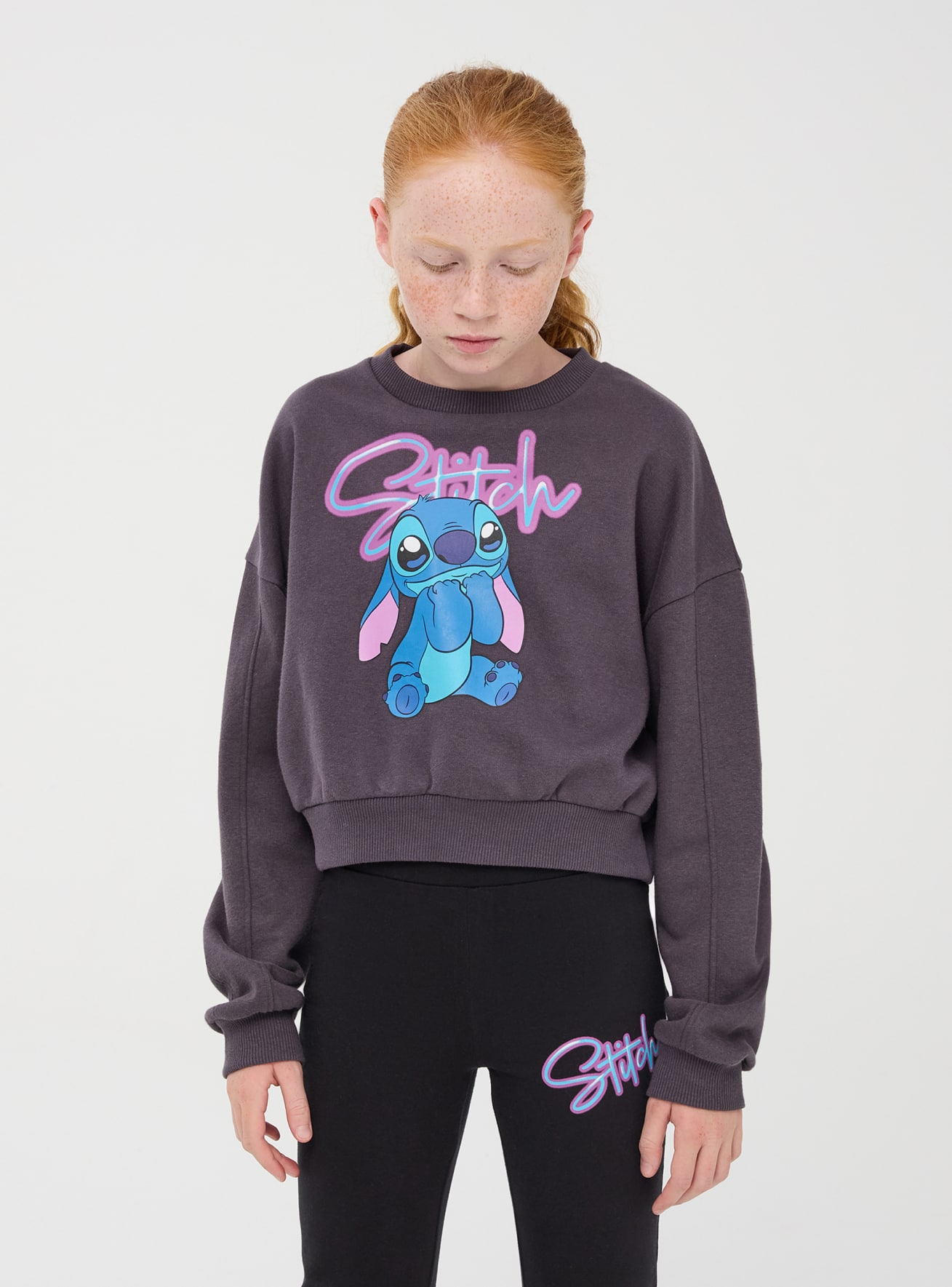 Felpa crop con Stitch senza cappuccio Antracite Acquista Online Terranova