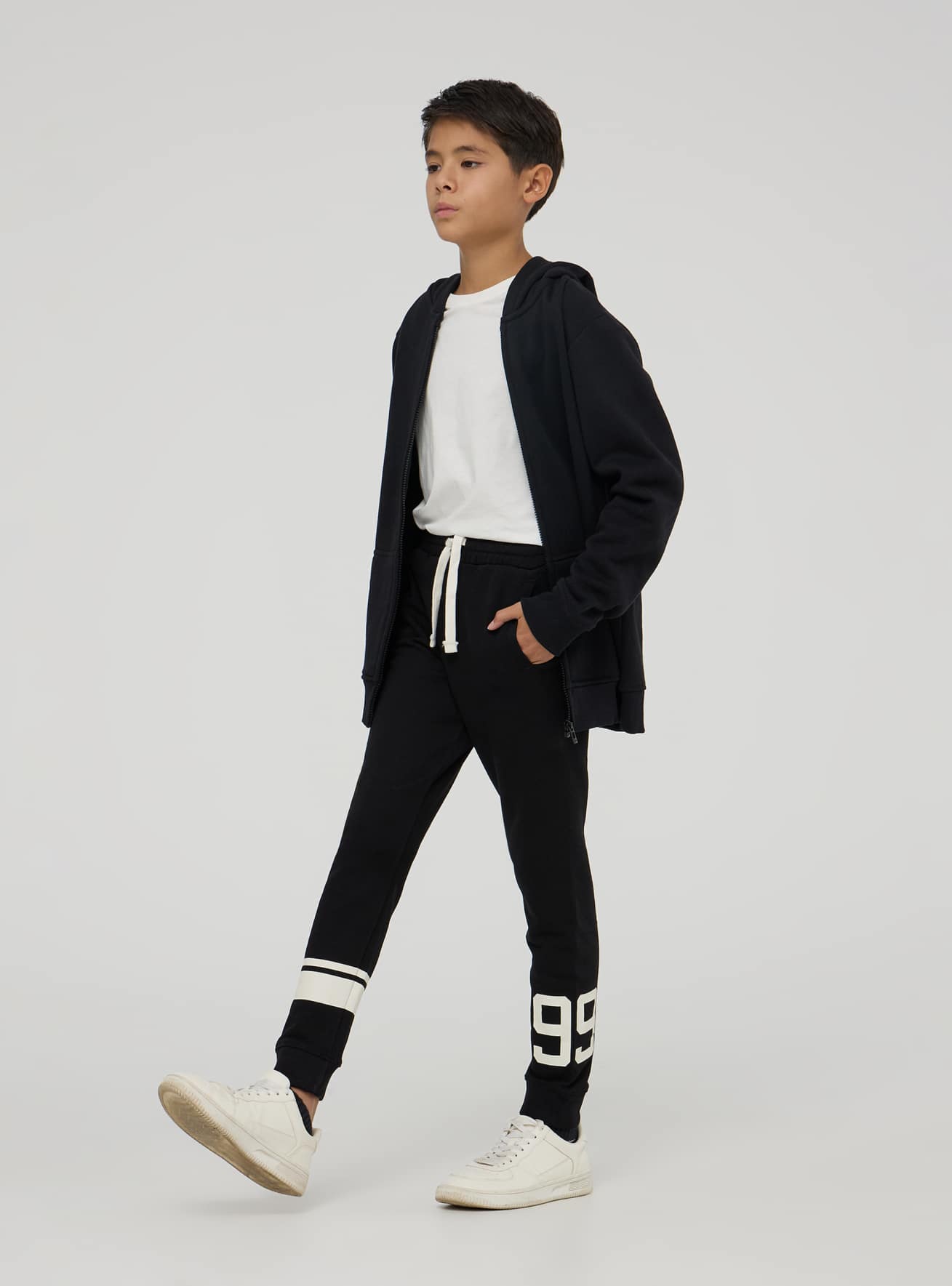 Boys black tracksuit trousers best sale